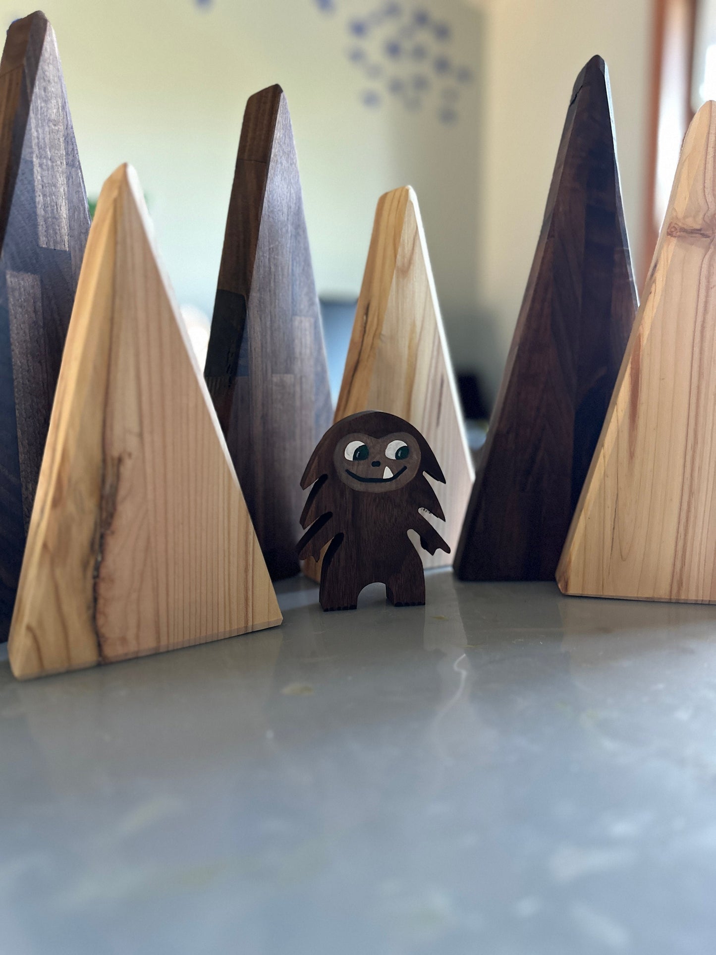 Hardwood triangle cut 3 light and 3 dark mountains without snowcaps and small dark walnut Bigfoot