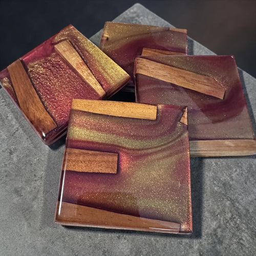 Set of 4 burgundy/gold resin and wood square coasters